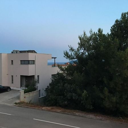 Gorgeous Biserka Apartment Near The Sea Рабац Екстериор снимка
