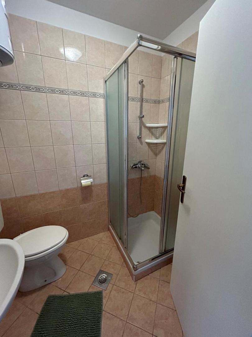 Gorgeous Biserka Apartment Near The Sea Рабац Екстериор снимка