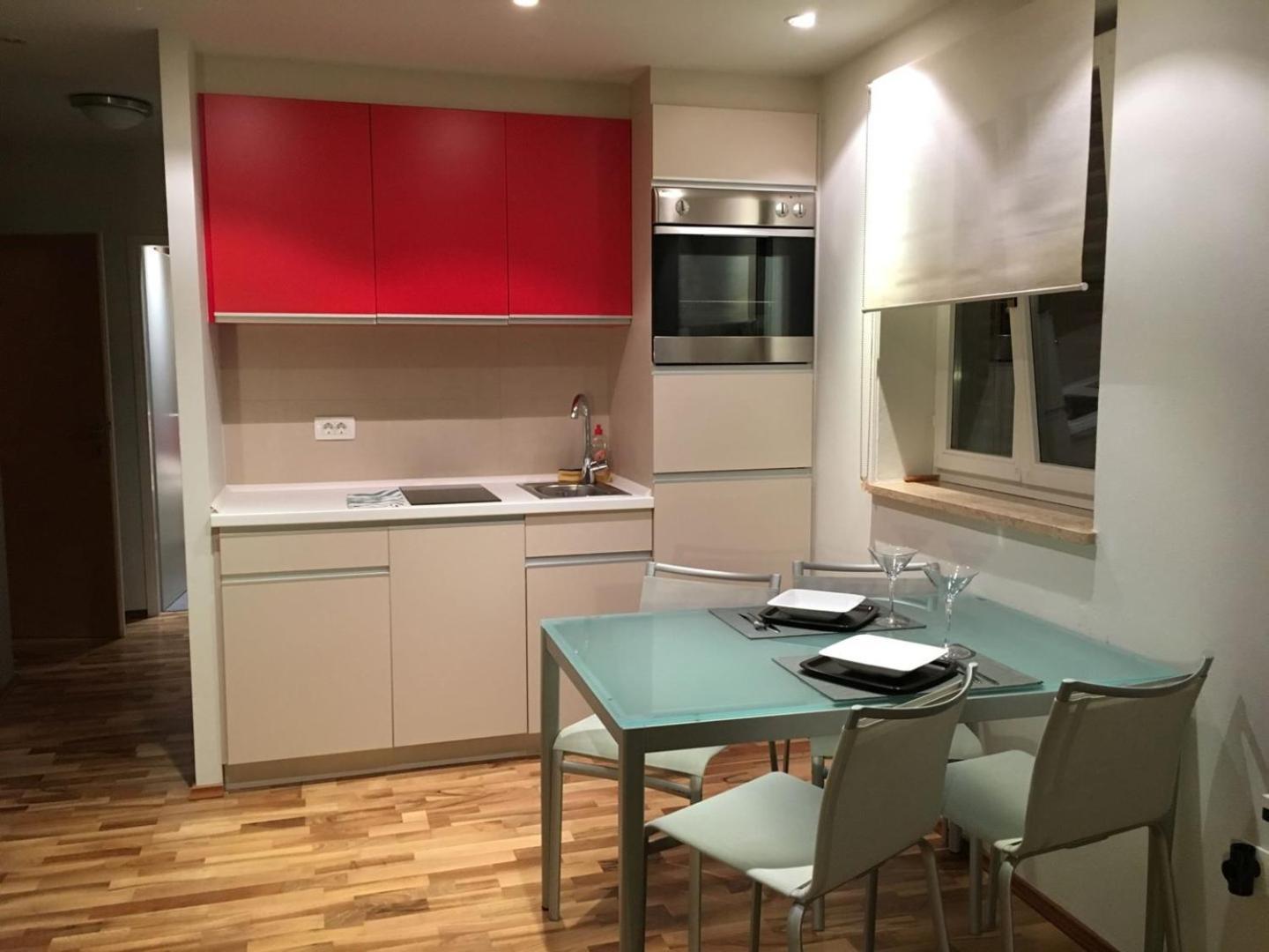 Gorgeous Biserka Apartment Near The Sea Рабац Екстериор снимка